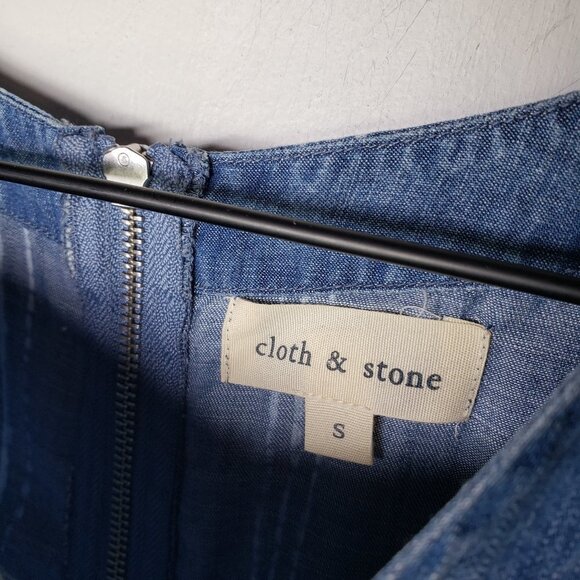 Cloth & Stone Chambray Stripe Zip‎ Back Blouse S Blue White Top Shirt Anthro - Picture 3 of 9